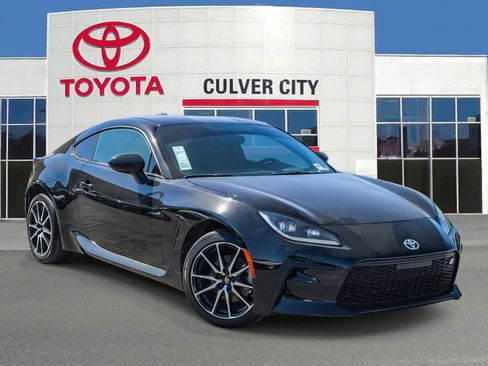 Used 2023 Toyota GR86 w/ ALL Weather Mat Package (TMS) image 1