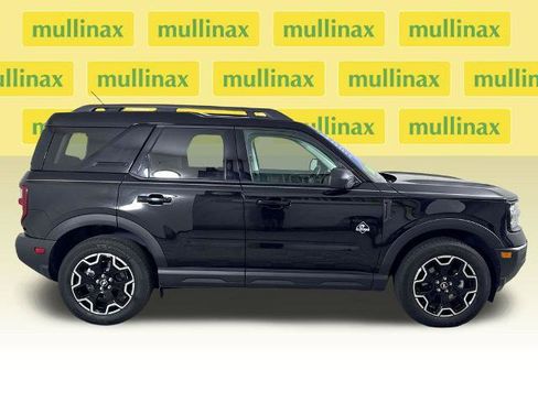 Certified 2025 Ford Bronco Sport Outer Banks AWD/4WD image 2
