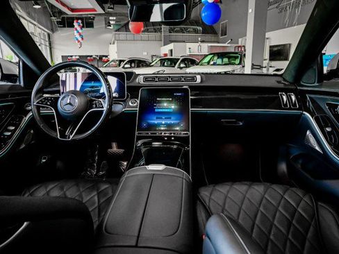 Used 2023 Mercedes-Benz S 580 4MATIC Sedan image 31