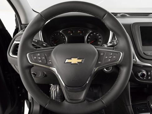 Used 2023 Chevrolet Equinox LT w/ Driver Convenience Package image 26