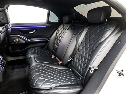 Certified 2022 Mercedes-Benz S 580 4MATIC Sedan image 10