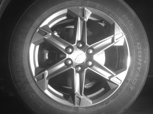 Used 2025 Chevrolet Blazer LT image 12