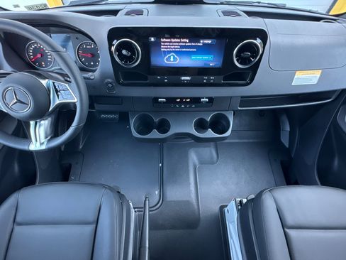 New 2026 Mercedes-Benz Sprinter 2500 image 13