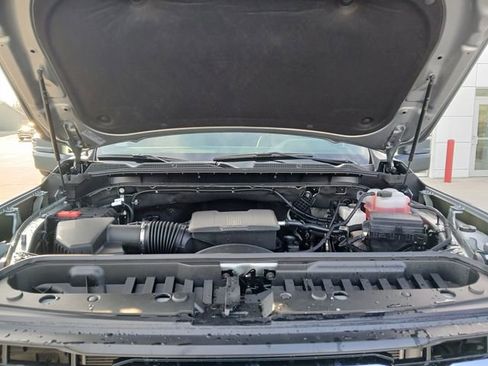 New 2026 GMC Sierra 2500 SLT w/ SLT Convenience Package image 32