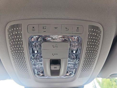 Used 2026 Mercedes-Benz GLS 450 4MATIC image 27