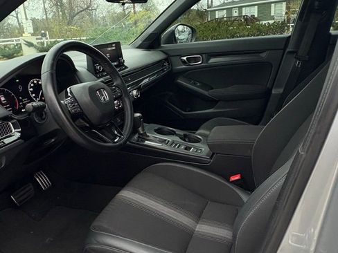 Used 2022 Honda Civic Sport image 17