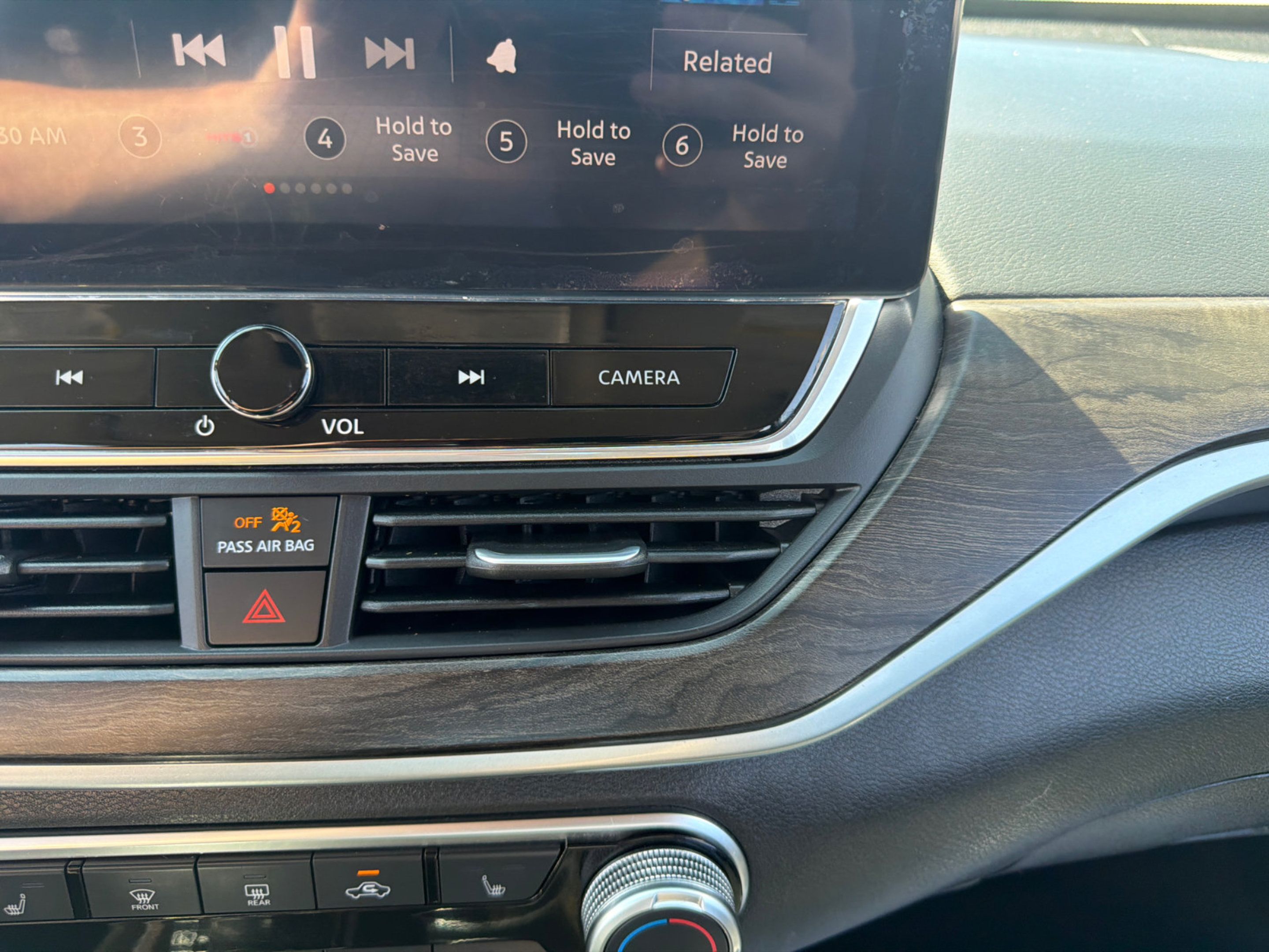 Used 2023 Nissan Altima 2.5 SV w/ SV Premium Package FWD image 26