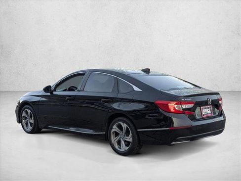 Used 2018 Honda Accord EX image 8