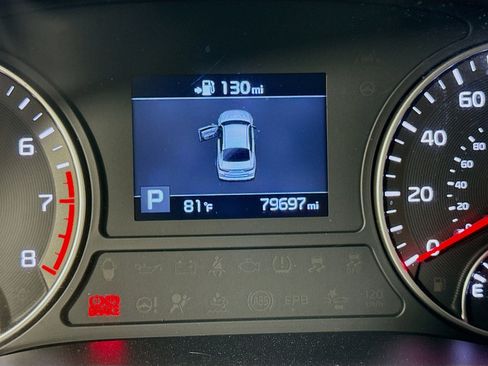 Used 2019 Kia Optima EX image 16