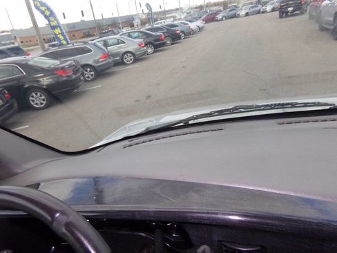 Used 2010 GMC Savana 1500 w/ Preferred Equipment Group image 52