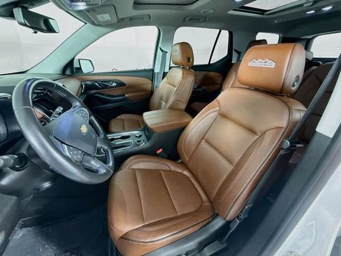 Used 2019 Chevrolet Traverse High Country AWD/4WD image 22