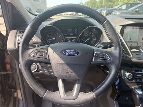 Used 2017 Ford Escape Titanium FWD image 25