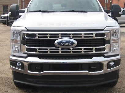 New 2026 Ford F350 XLT w/ Camper Package