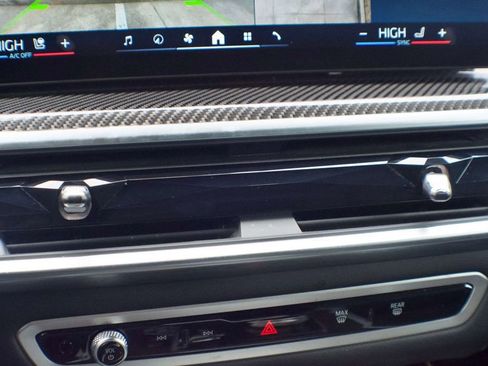 Used 2024 BMW X5 M60i image 32