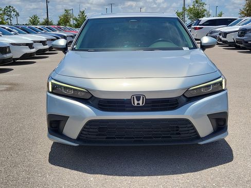 Used 2022 Honda Civic EX image 2