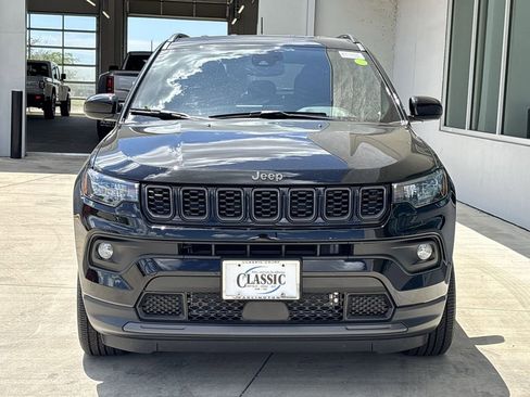New 2026 Jeep Compass Latitude image 6