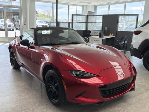 New 2026 MAZDA MX-5 Miata Sport w/ Weather Package RWD image 2