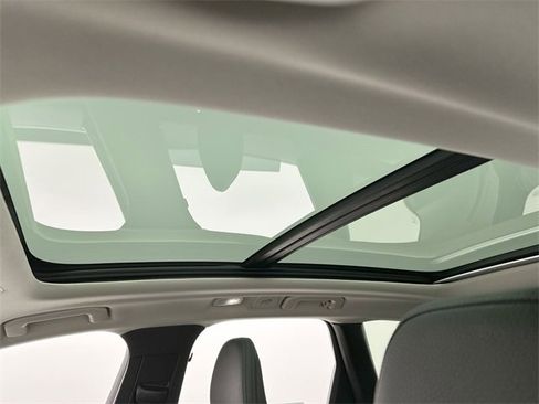 Certified 2025 Volvo XC60 B5 Plus w/ Climate Package image 22