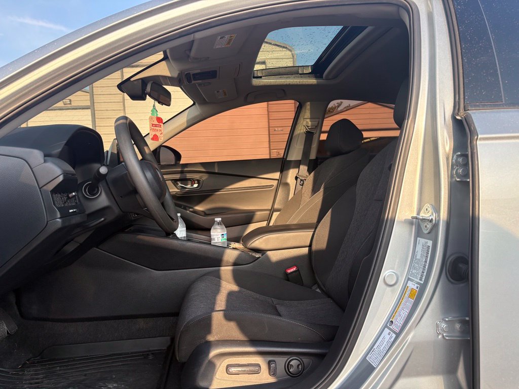 Used 2024 Honda Accord EX image 15