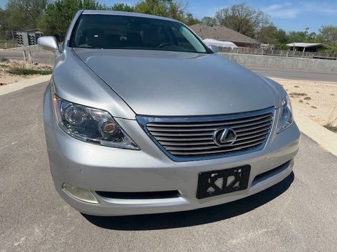 Used 2007 Lexus LS 460 image 7