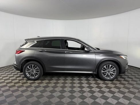 Used 2025 INFINITI QX50 Luxe AWD/4WD image 7