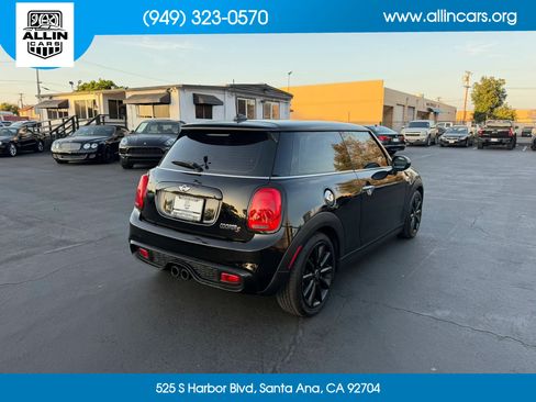 Used 2017 MINI Cooper S FWD image 4