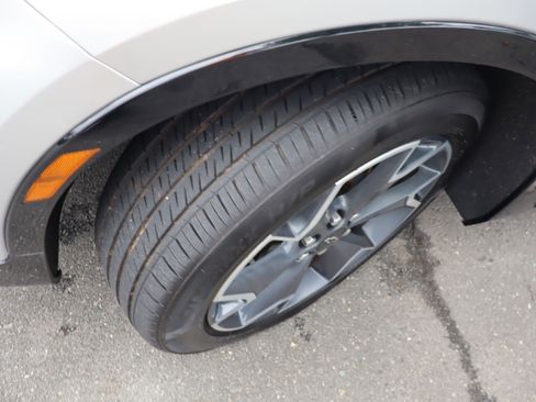 Used 2020 Chevrolet Blazer RS w/ LPO, Floor Liner Package image 40