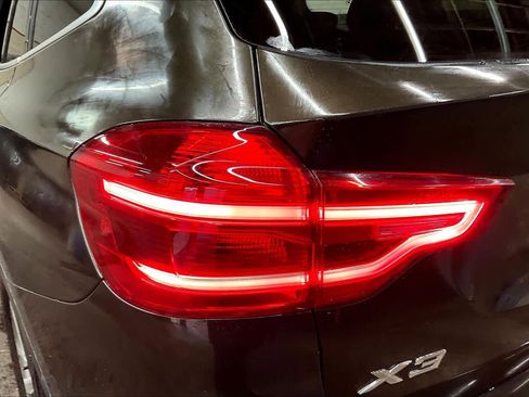 Used 2019 BMW X3 xDrive30i w/ Driving Assistance Package image 31