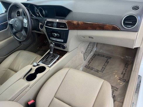 Used 2013 Mercedes-Benz C 300 Sport image 15