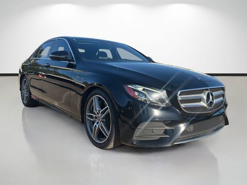 Used 2019 Mercedes-Benz E 300 image 1