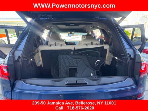 Used 2021 BMW X7 xDrive40i w/ M Sport Package AWD/4WD image 29