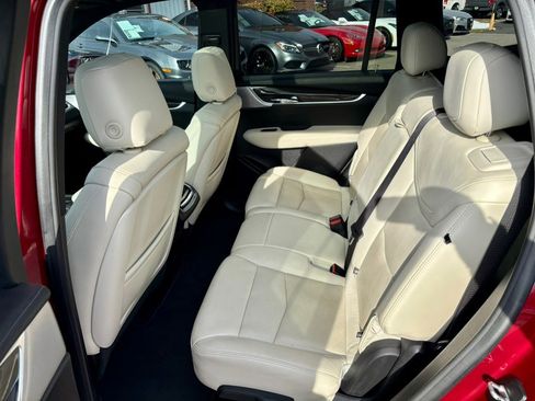 Used 2020 Cadillac XT6 Sport image 14