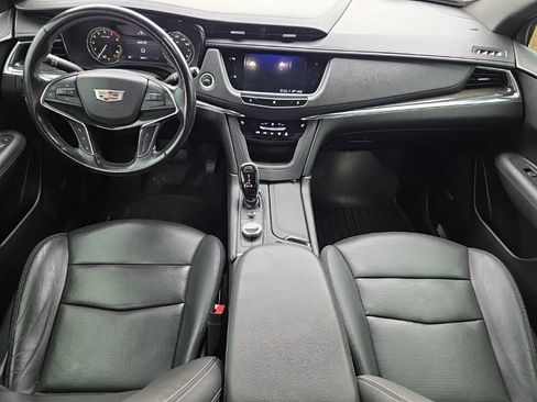 Used 2021 Cadillac XT5 Premium Luxury image 15