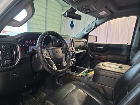 Used 2019 Chevrolet Silverado 1500 LT Trail Boss image 17