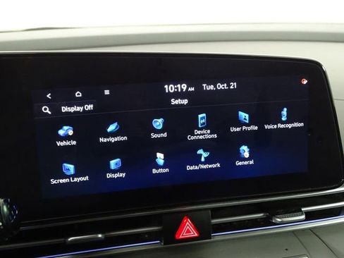 Used 2024 Hyundai Elantra SEL image 33