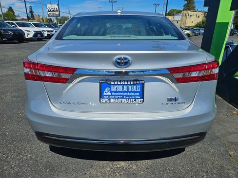 Used 2013 Toyota Avalon Limited image 4