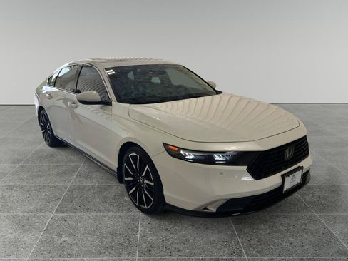 Certified 2025 Honda Accord Touring image 1