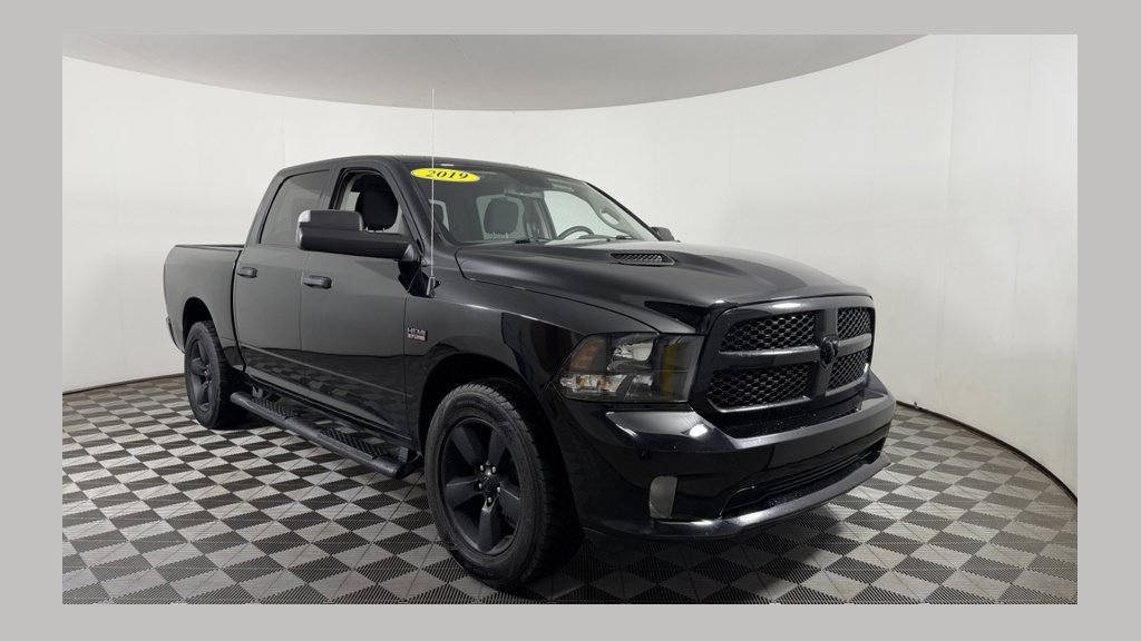 Used 2019 RAM 1500 Express w/ Wheel & Sound Group AWD/4WD 360° Tour