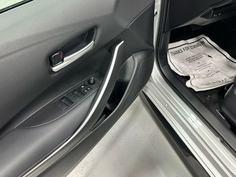 Used 2025 Toyota Corolla SE image 8