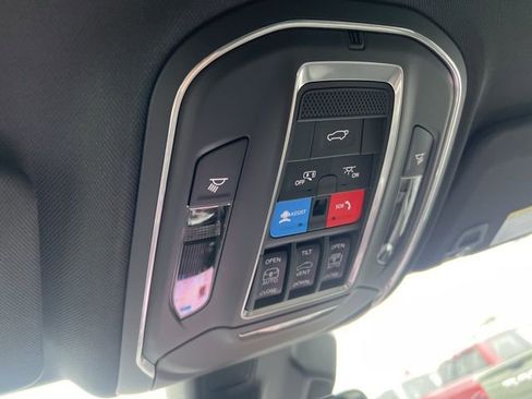 New 2025 Jeep Grand Cherokee Limited image 20