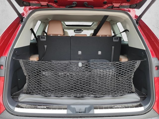 Used 2026 Toyota Grand Highlander AWD image 6