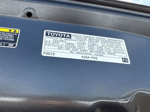 Used 2022 Toyota RAV4 XLE w/ Convenience Package AWD/4WD image 9