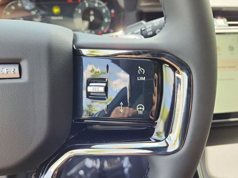 Certified 2026 Land Rover Range Rover Evoque S image 20