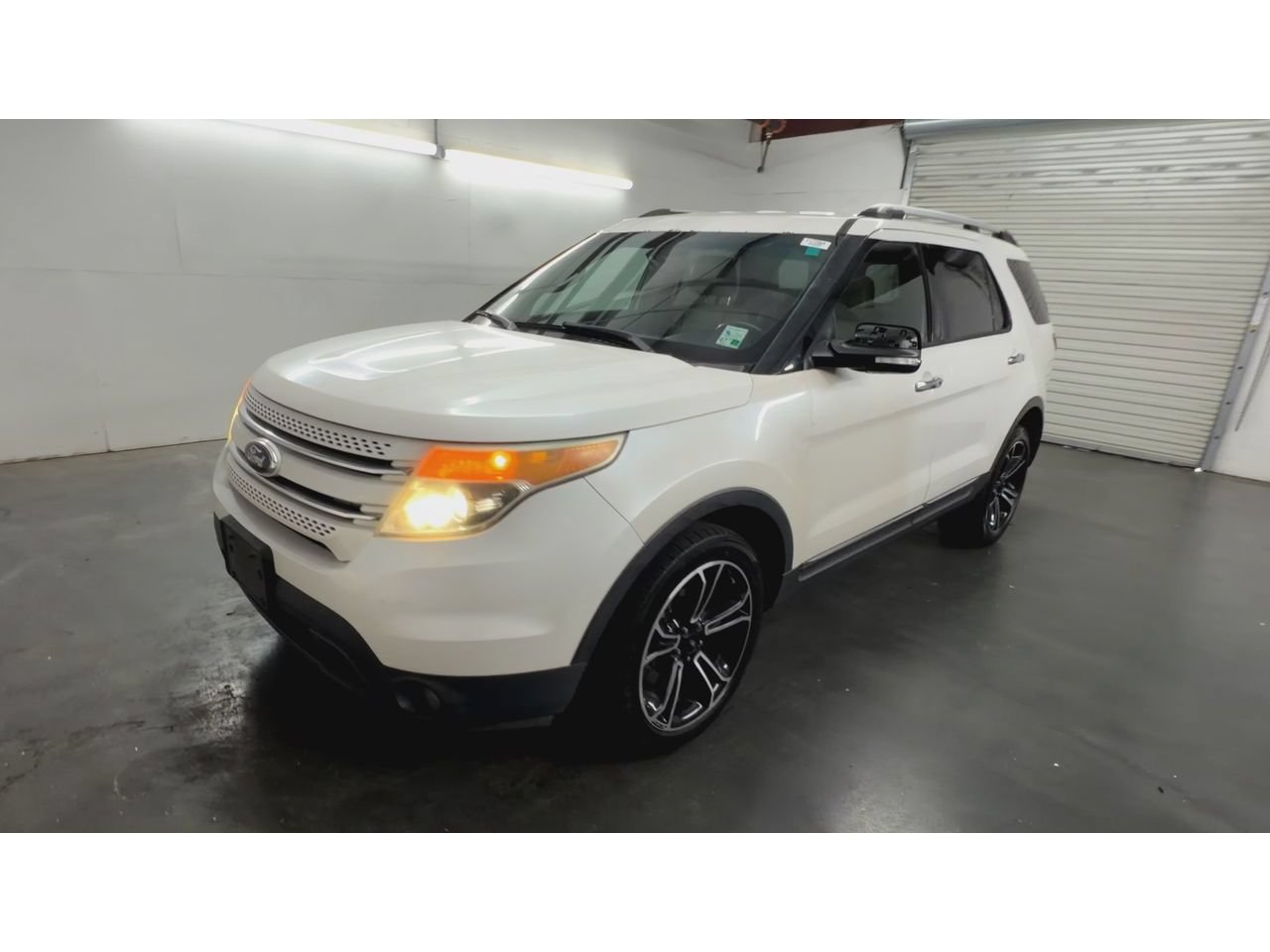 Used 2015 Ford Explorer Limited FWD image 4