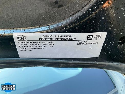 Used 2022 Chevrolet Bolt EUV LT w/ Convenience Package image 12