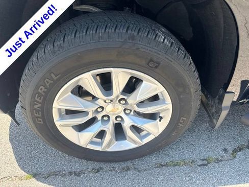 Used 2025 Chevrolet Silverado 1500 Custom AWD/4WD image 7