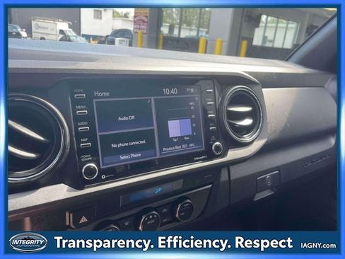 Used 2023 Toyota Tacoma TRD Off-Road image 27