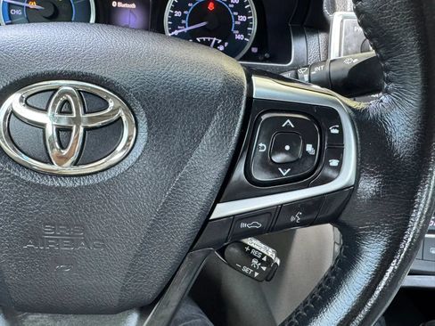 Used 2016 Toyota Camry XLE w/ Moonroof Package FWD image 21