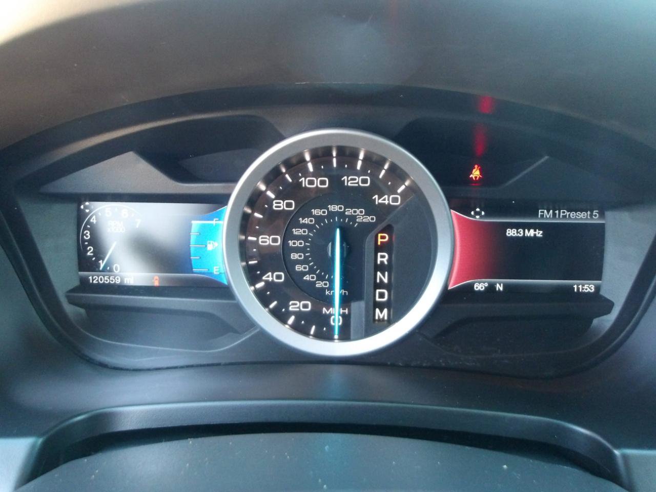 Used 2015 Ford Explorer XLT w/ Equipment Group 202A FWD image 21