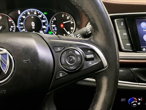 Used 2021 Buick Enclave Avenir image 12